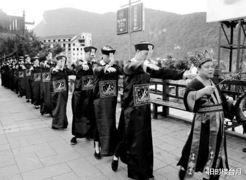 湘西赶尸真实视频,揭秘古老仪式的惊悚瞬间