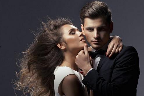 女人给男人口的视频,揭秘女人口交男人的真实场景